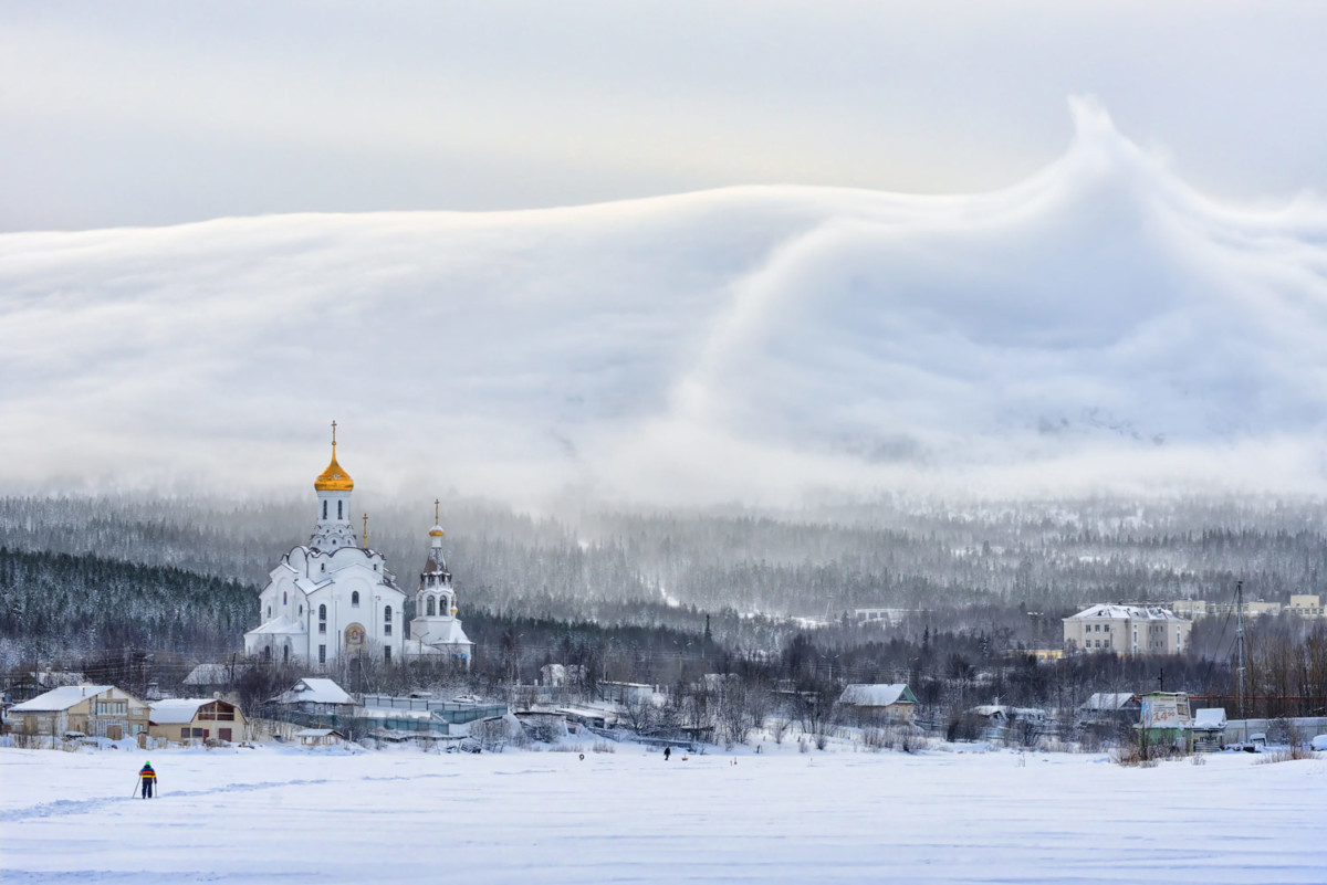 мончегорск площадь революции